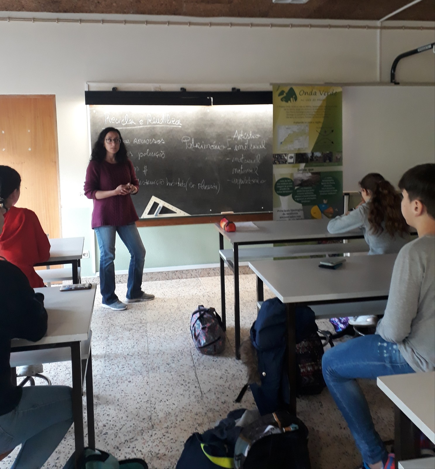 Sessão sobre o desafio Desperdício Zero na escola de Valença